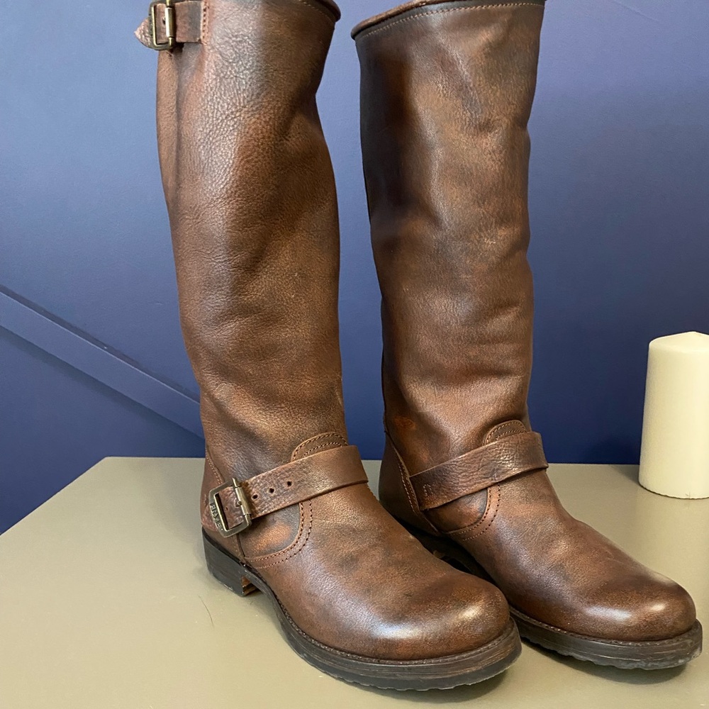 Frye Veronica Boot NWOT
